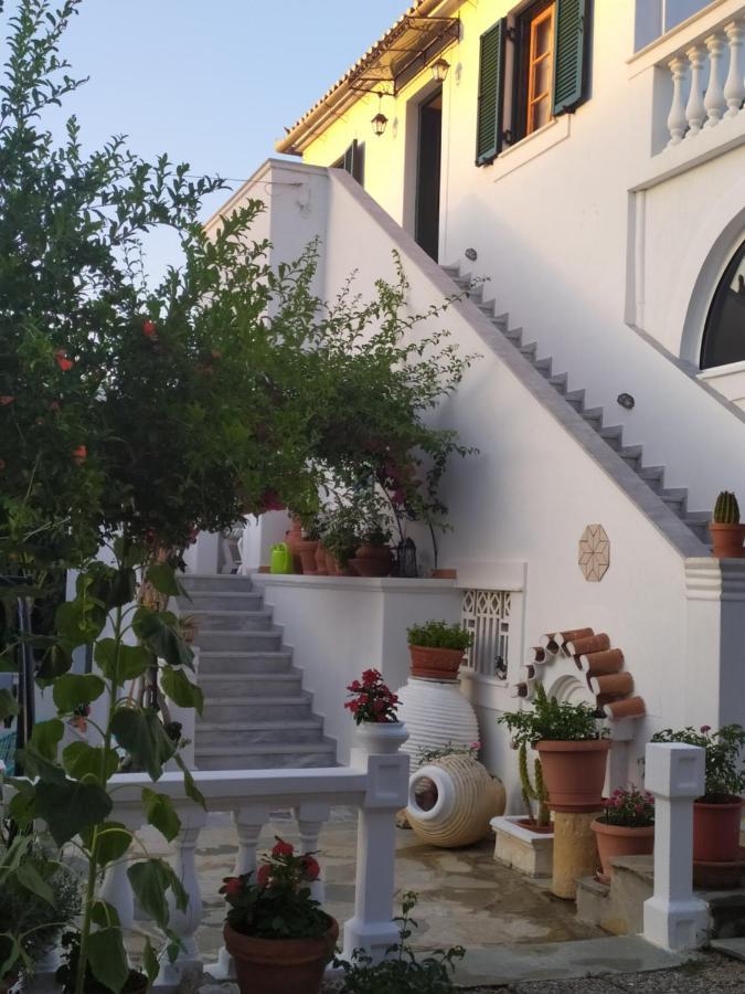 Hotel Condillia II à Spetses Town Extérieur photo