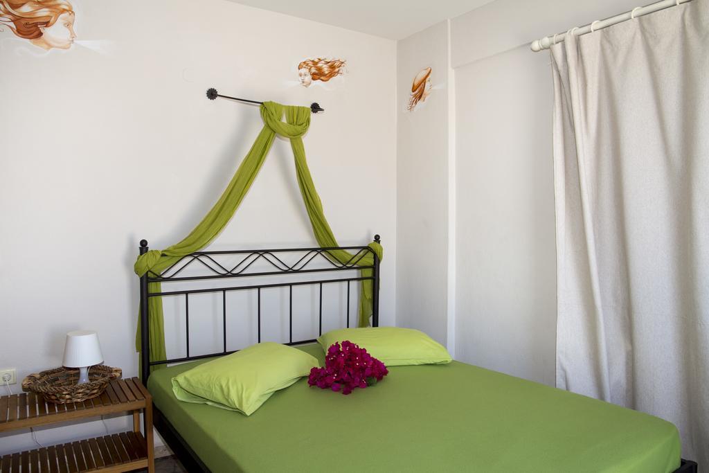 Hotel Condillia II à Spetses Town Extérieur photo