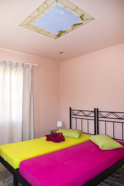 Hotel Condillia II à Spetses Town Extérieur photo