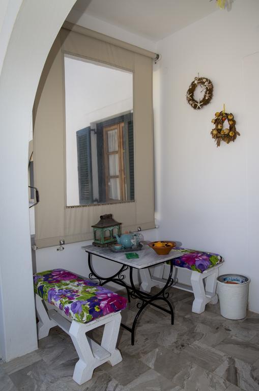 Hotel Condillia II à Spetses Town Extérieur photo