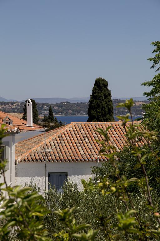 Hotel Condillia II à Spetses Town Extérieur photo