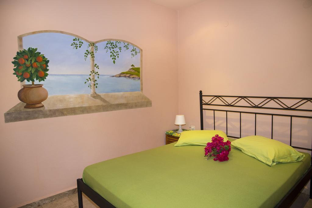 Hotel Condillia II à Spetses Town Extérieur photo